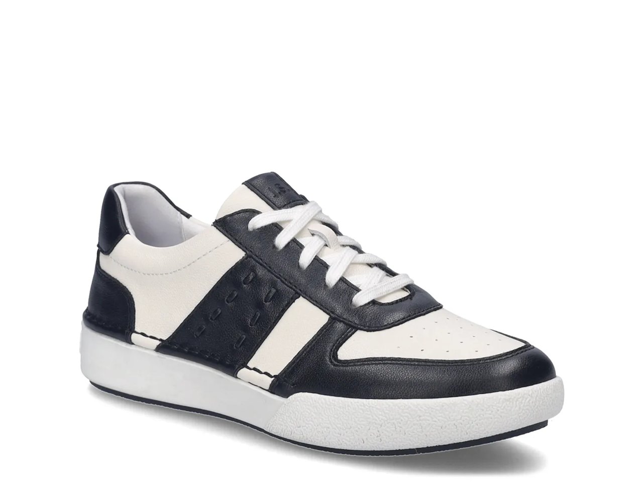 Claire 27 Sneaker - Women's