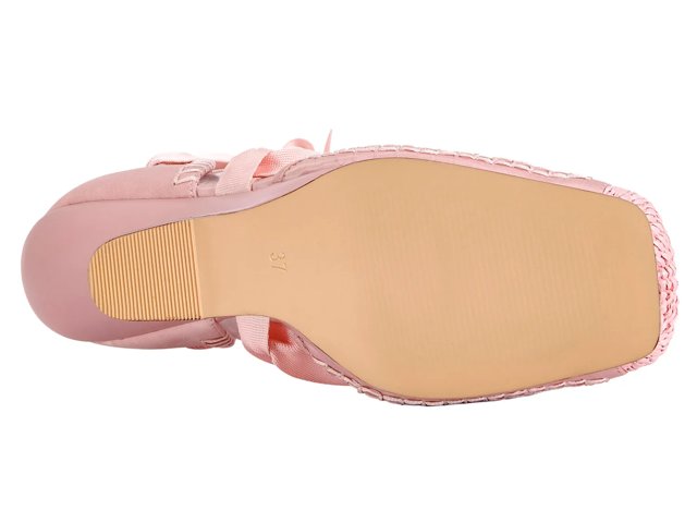 Azalea Wang Tendu Wedge Pump - Free Shipping | DSW