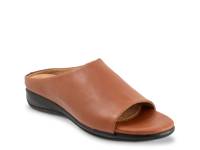 Turner Wedge Sandal Luggage view