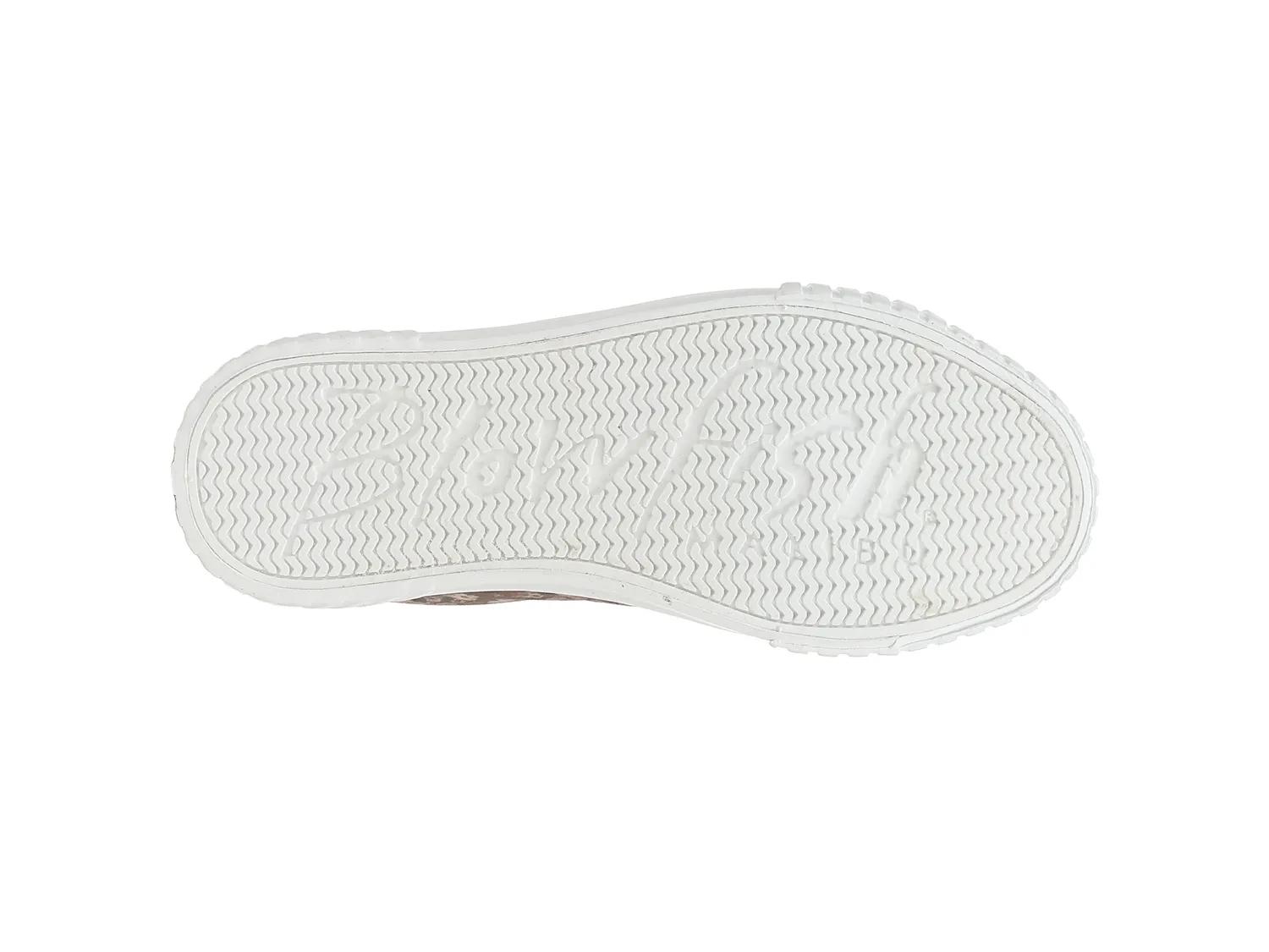 Wander On Slip-On Sneaker