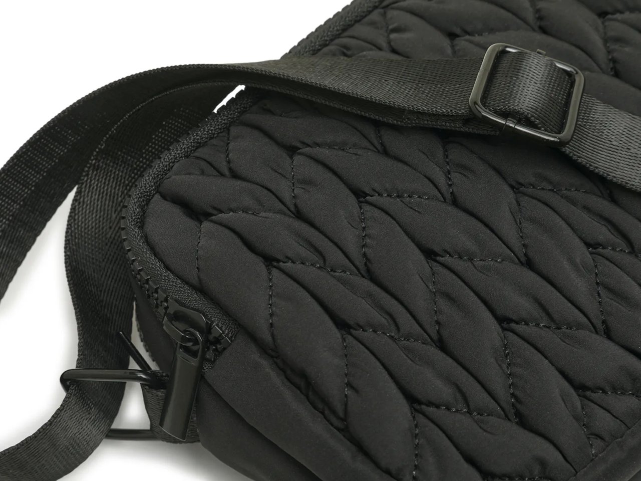 Mia Cosmopolitan Crossbody Bag