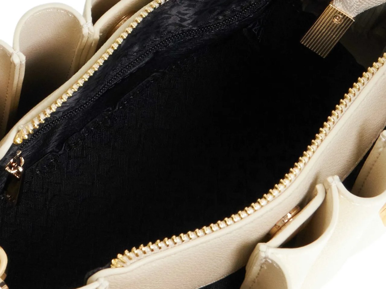 Dinky Dolly Satchel