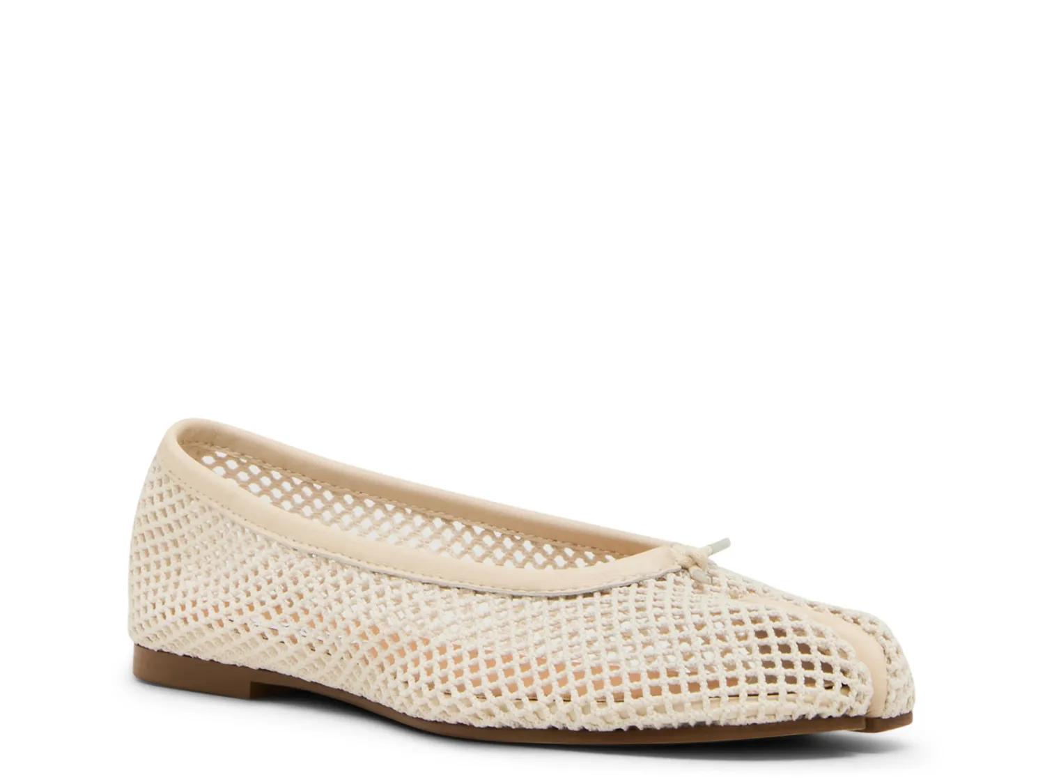 Steve Madden Calico Split Toe Flat | Women's | Bone White | Size 6 | Flats