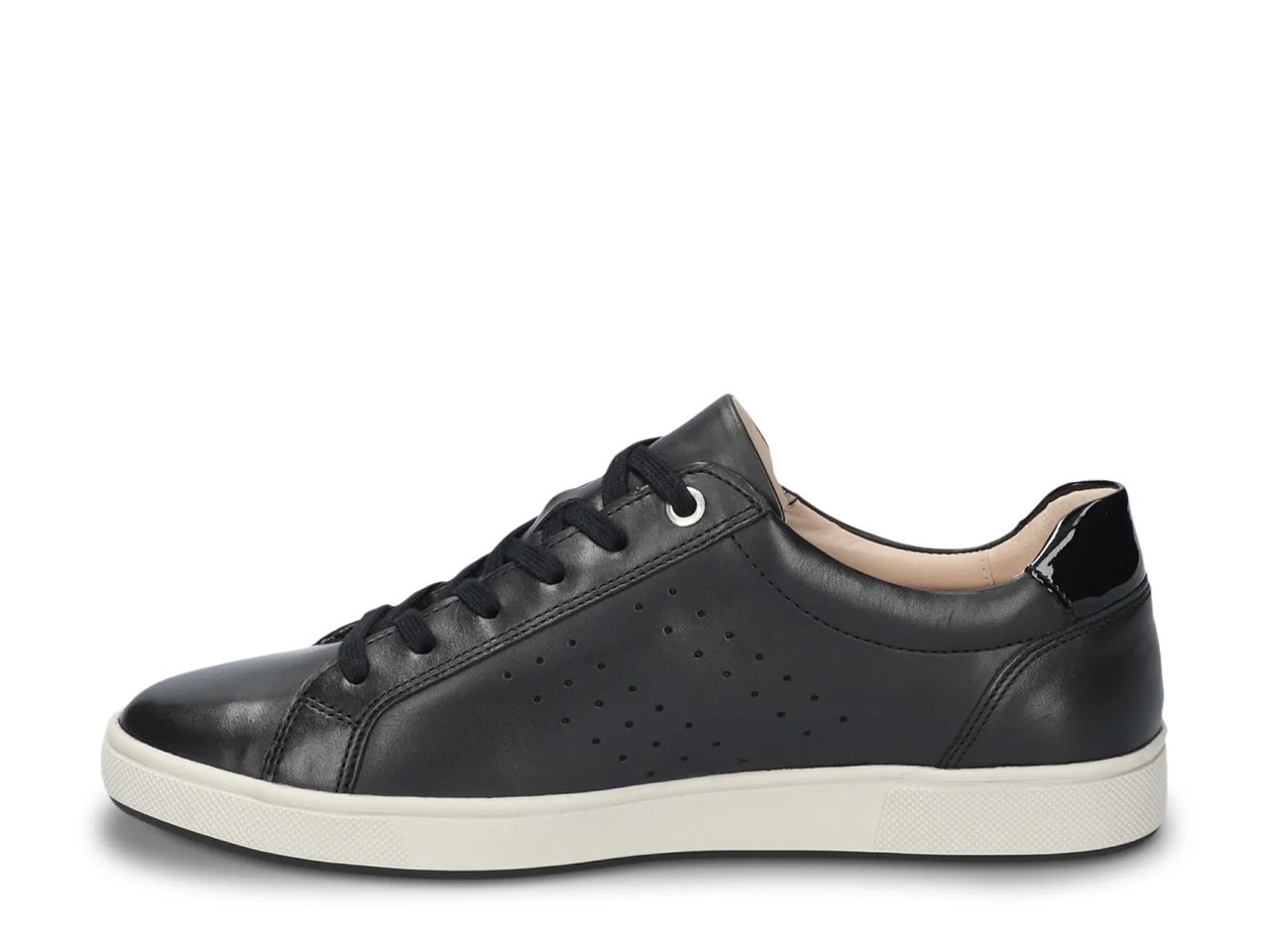 Nikita Sneaker