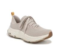 Devotion Max Fuse Trail Shoe - Women's Taupe view