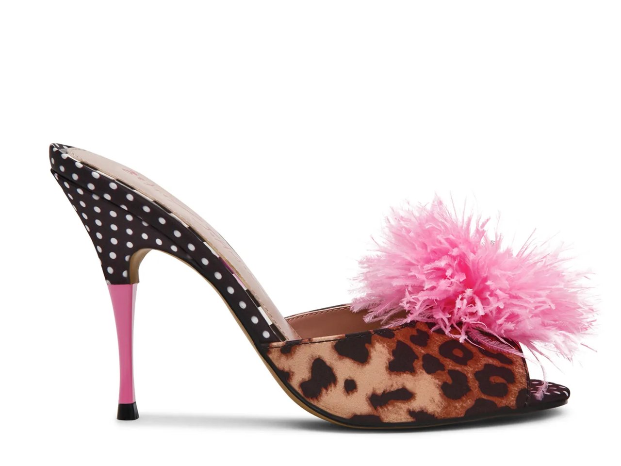 Avery Sandal