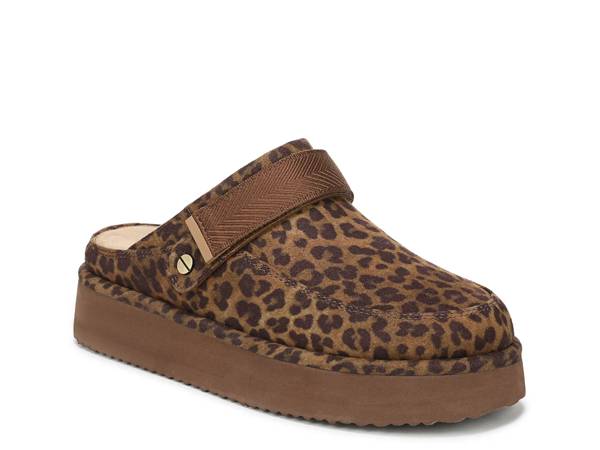 Click to shop women's platform clogs at DSW Designer Shoe Warehouse