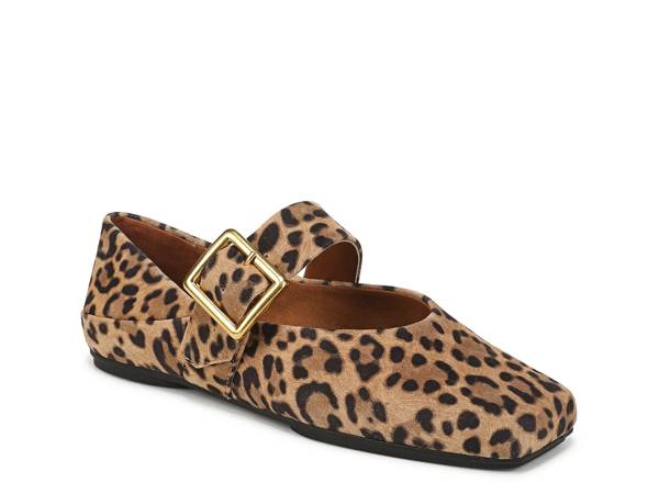 Click here to shop women's Franco Sarto flats at DSW Designer Shoe Warehouse