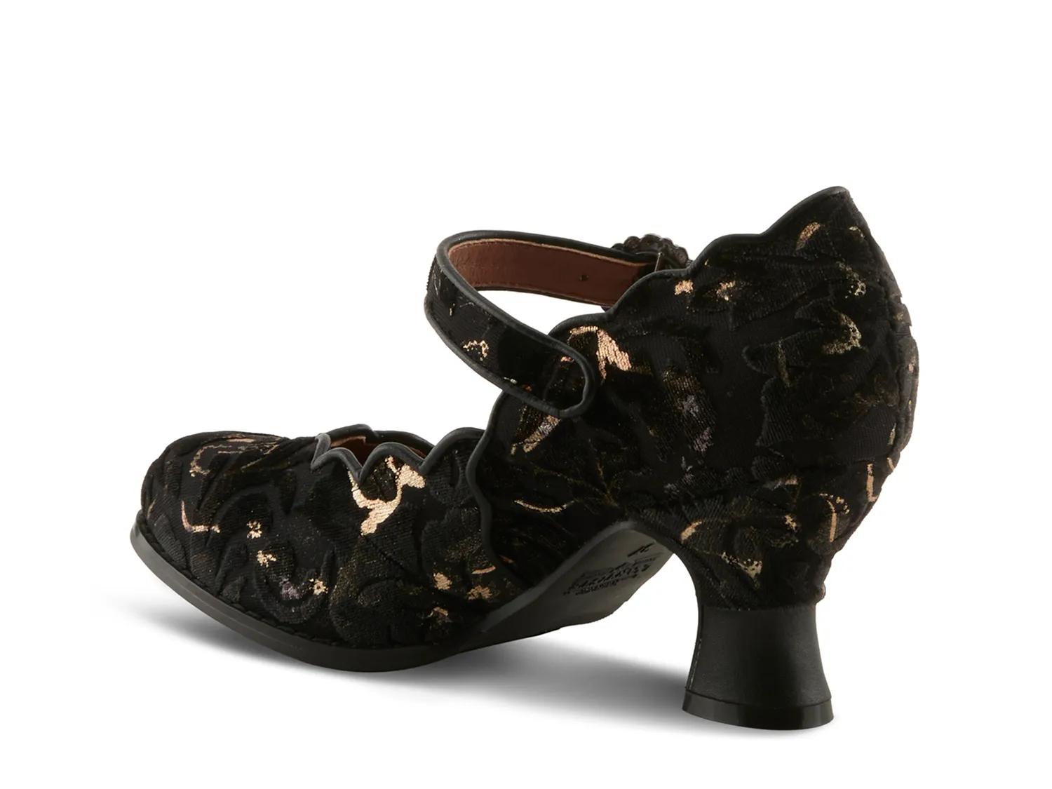 Adodora Mary Jane Pump