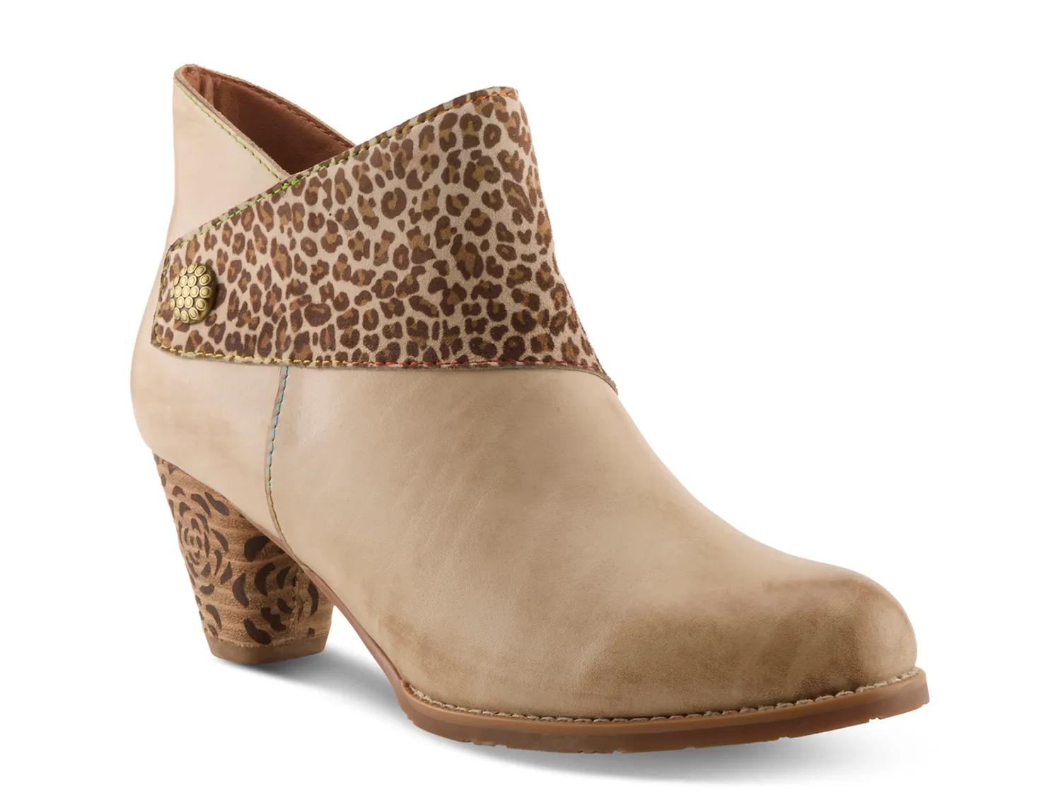 Here Kitty Bootie