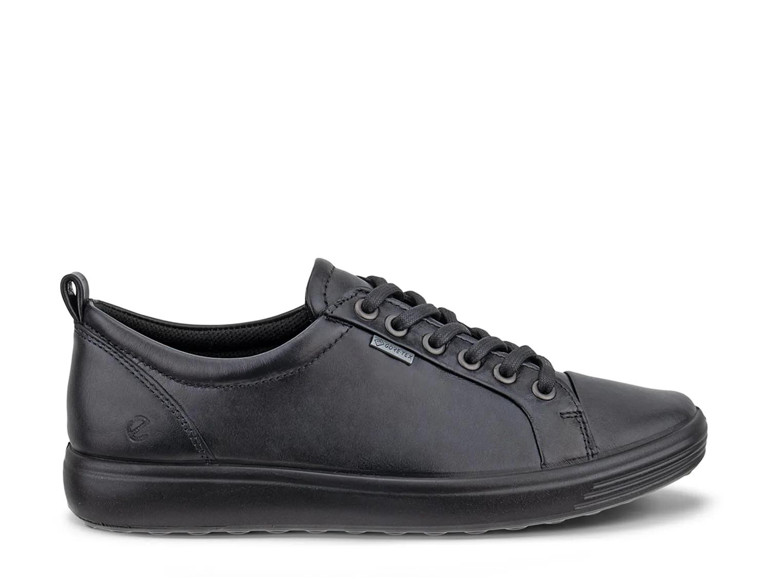 Soft 7 Sneaker - Women's