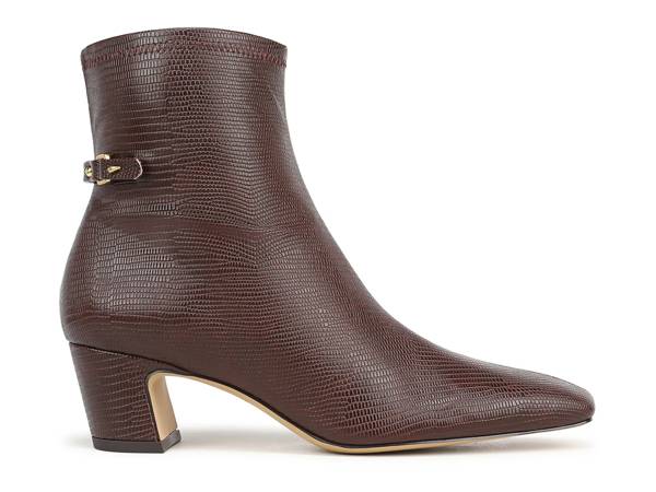 Click to shop women's wide width shoes at DSW Designer Shoe Warehouse