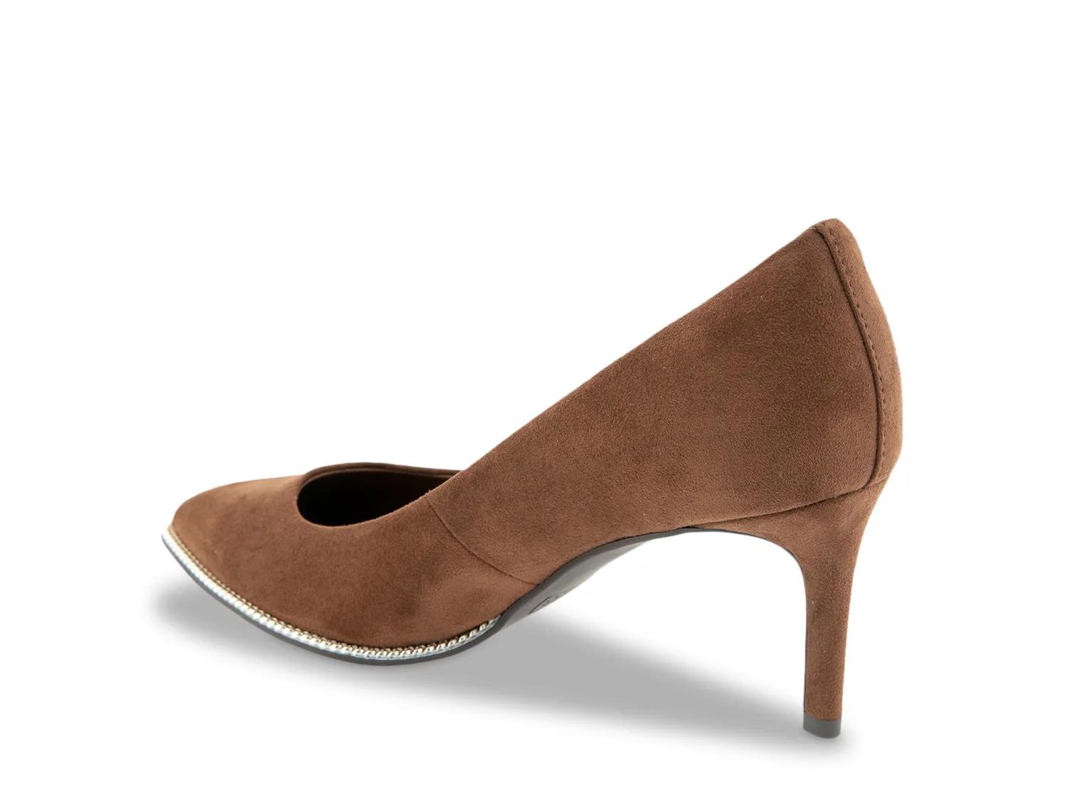 Clara Chain Pump