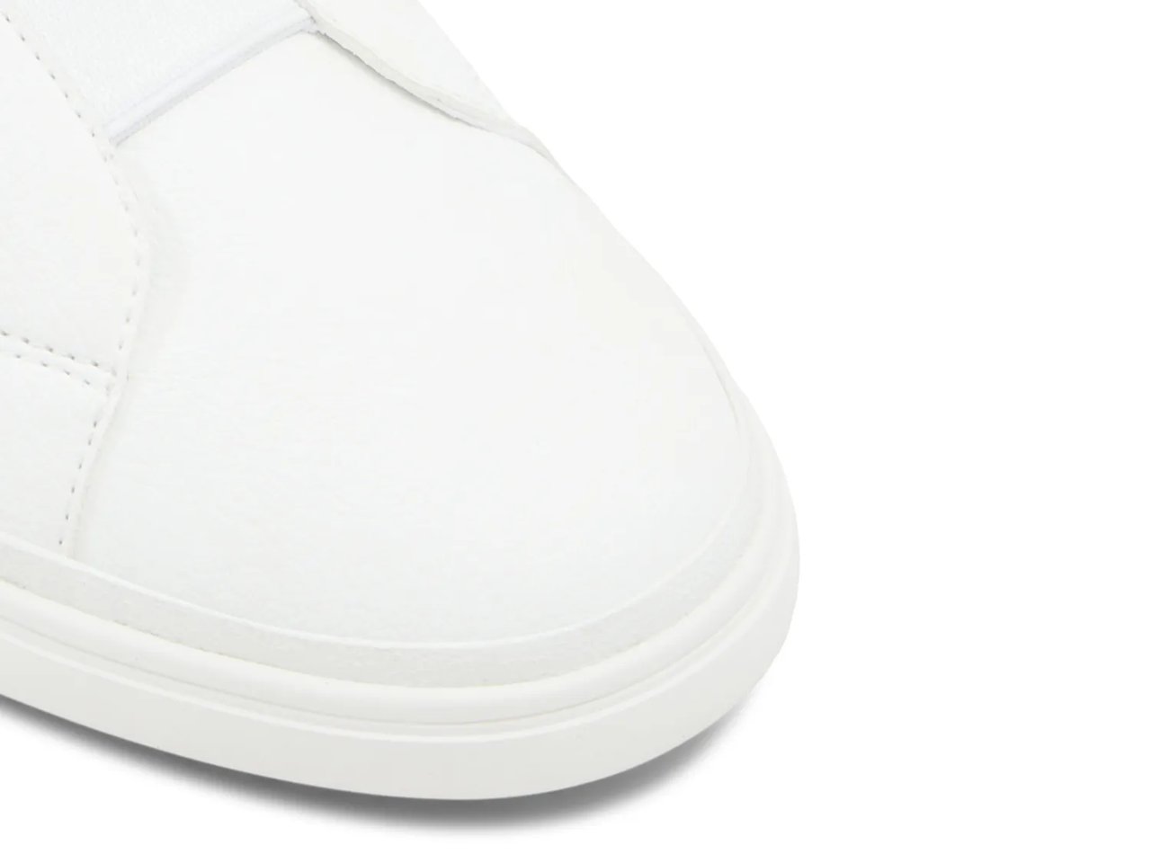 Aros Slip-On Sneaker