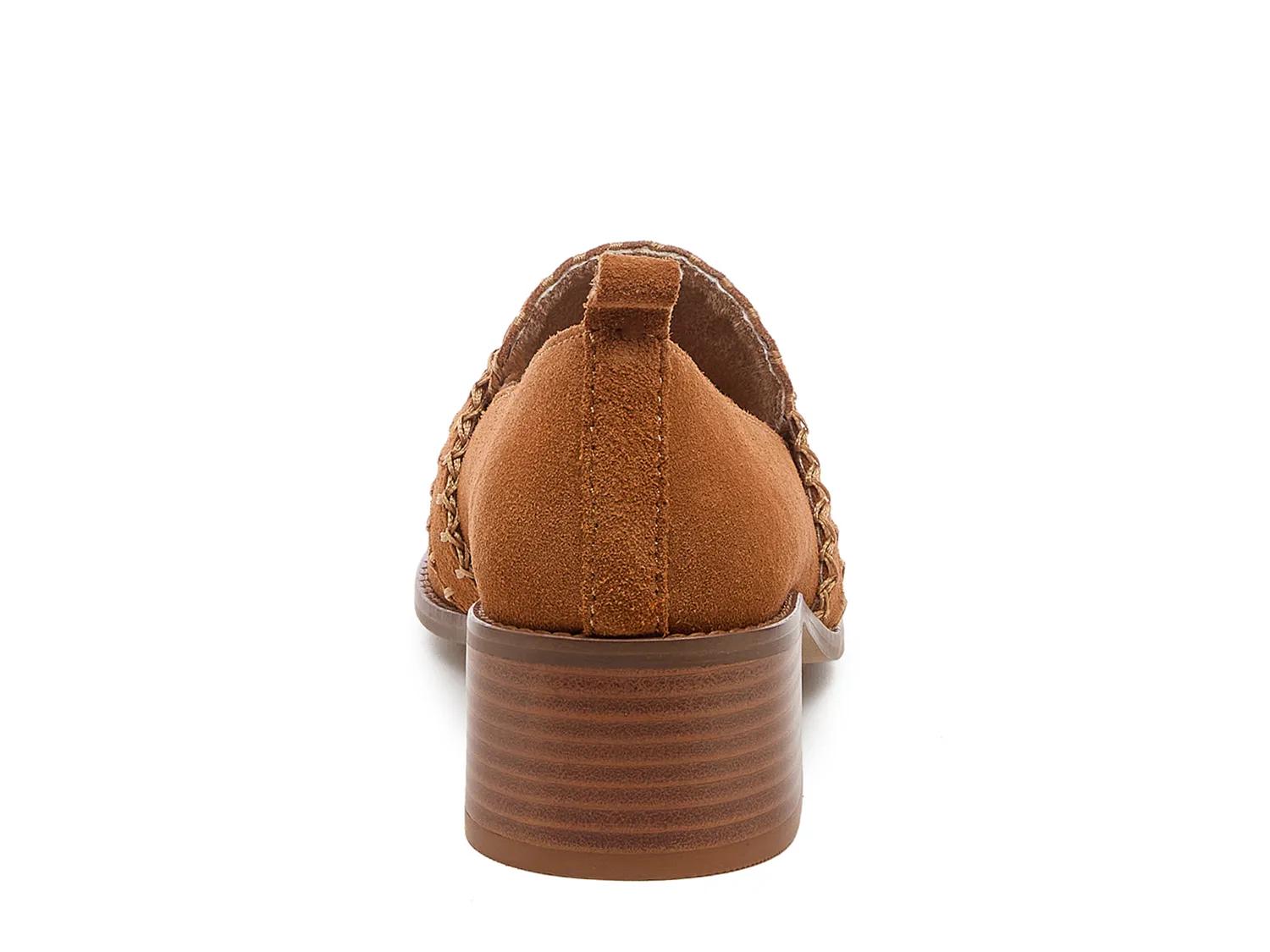 Halo Loafer Pump