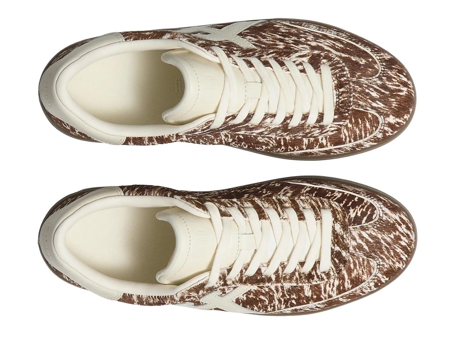 The Dash Sneaker