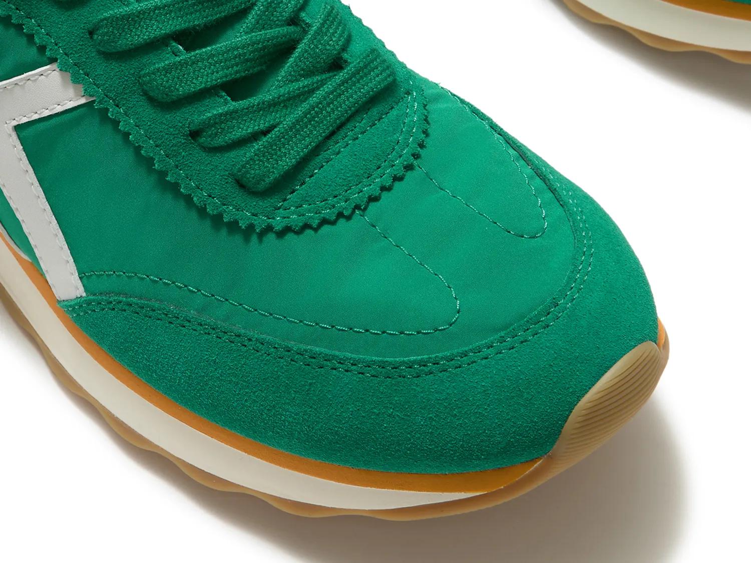 Retro-Q Sneaker