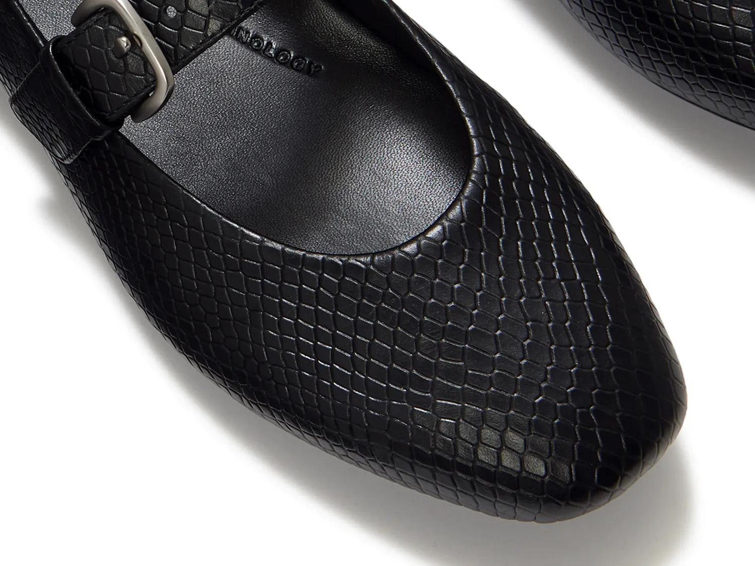 Delicato Mary Jane Flat