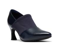 Tammitha Pump Navy view
