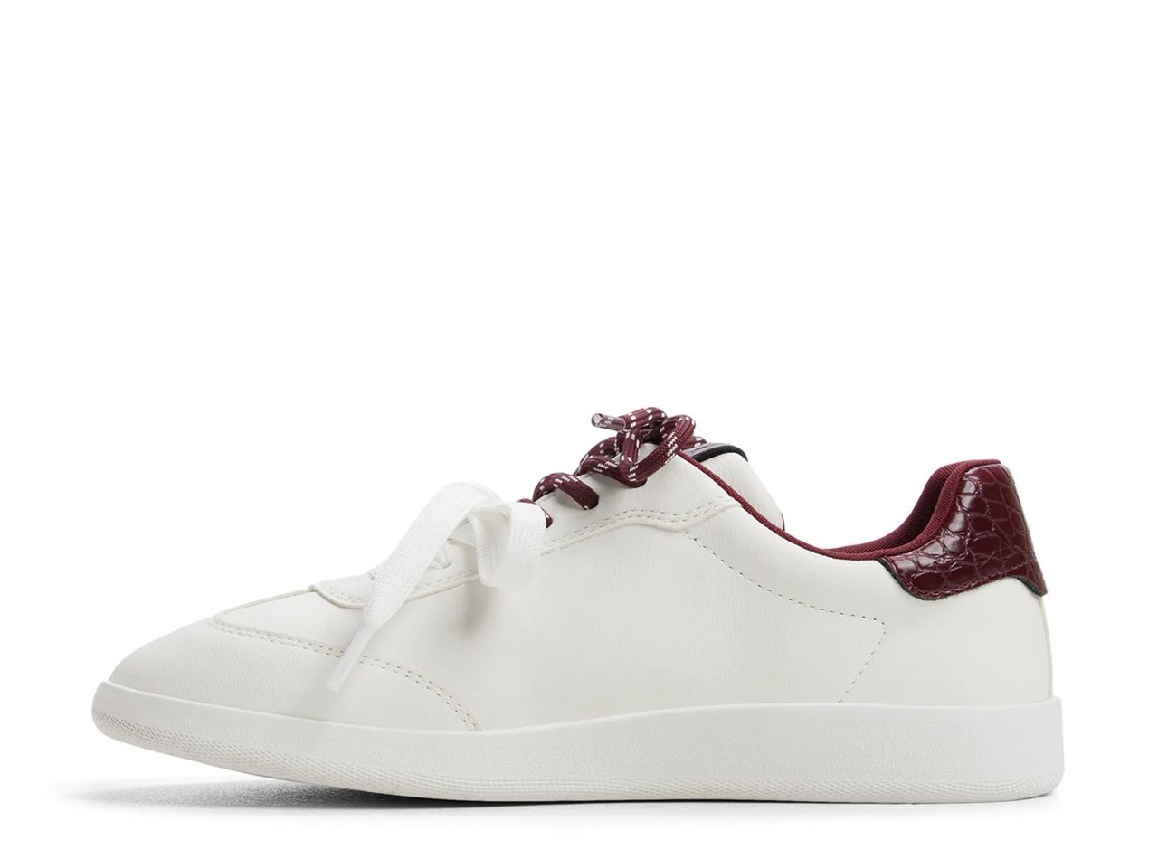 Stellya Sneaker