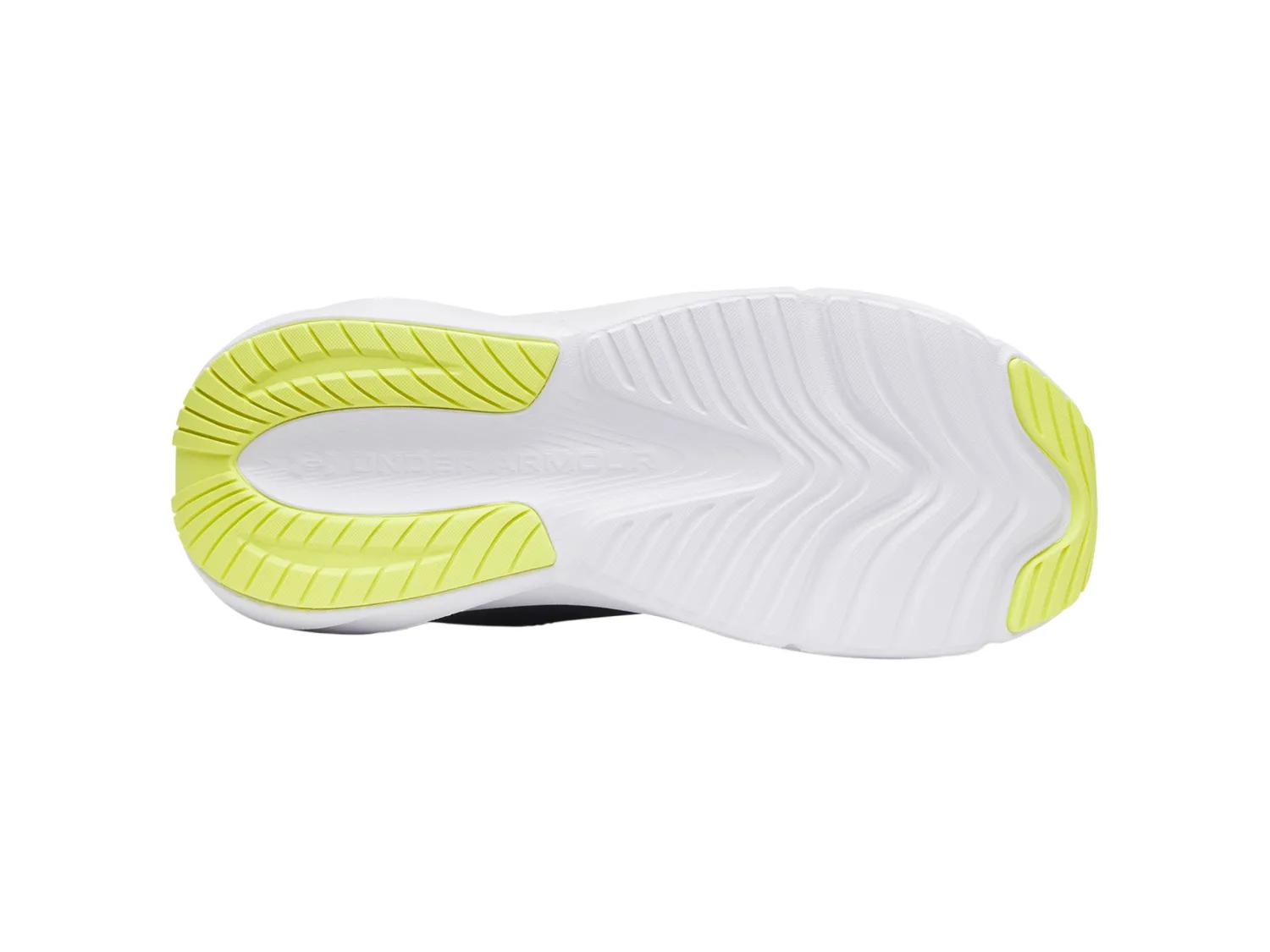 Surge 5 Sneaker