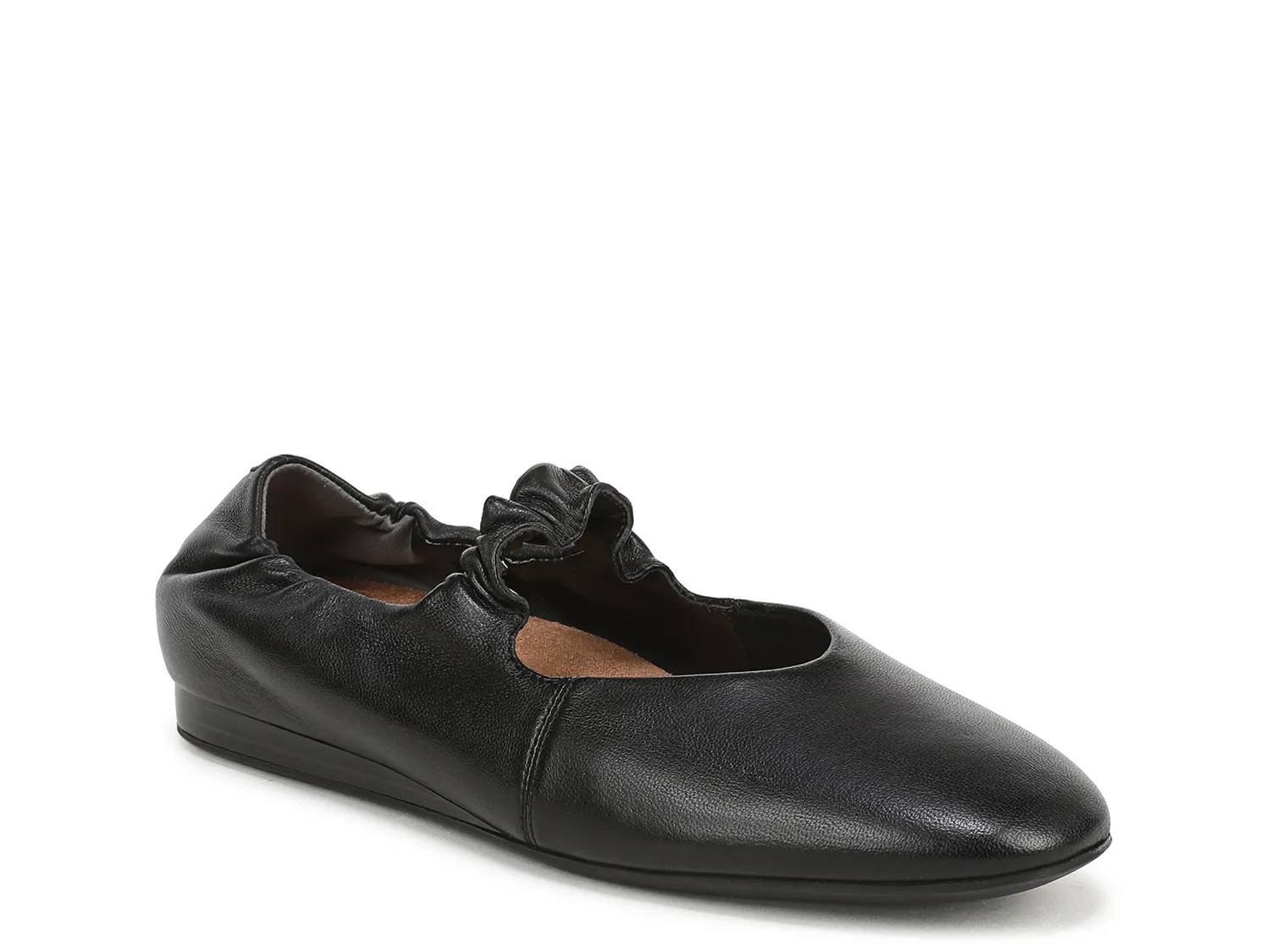 Leonie Mary Jane Flat