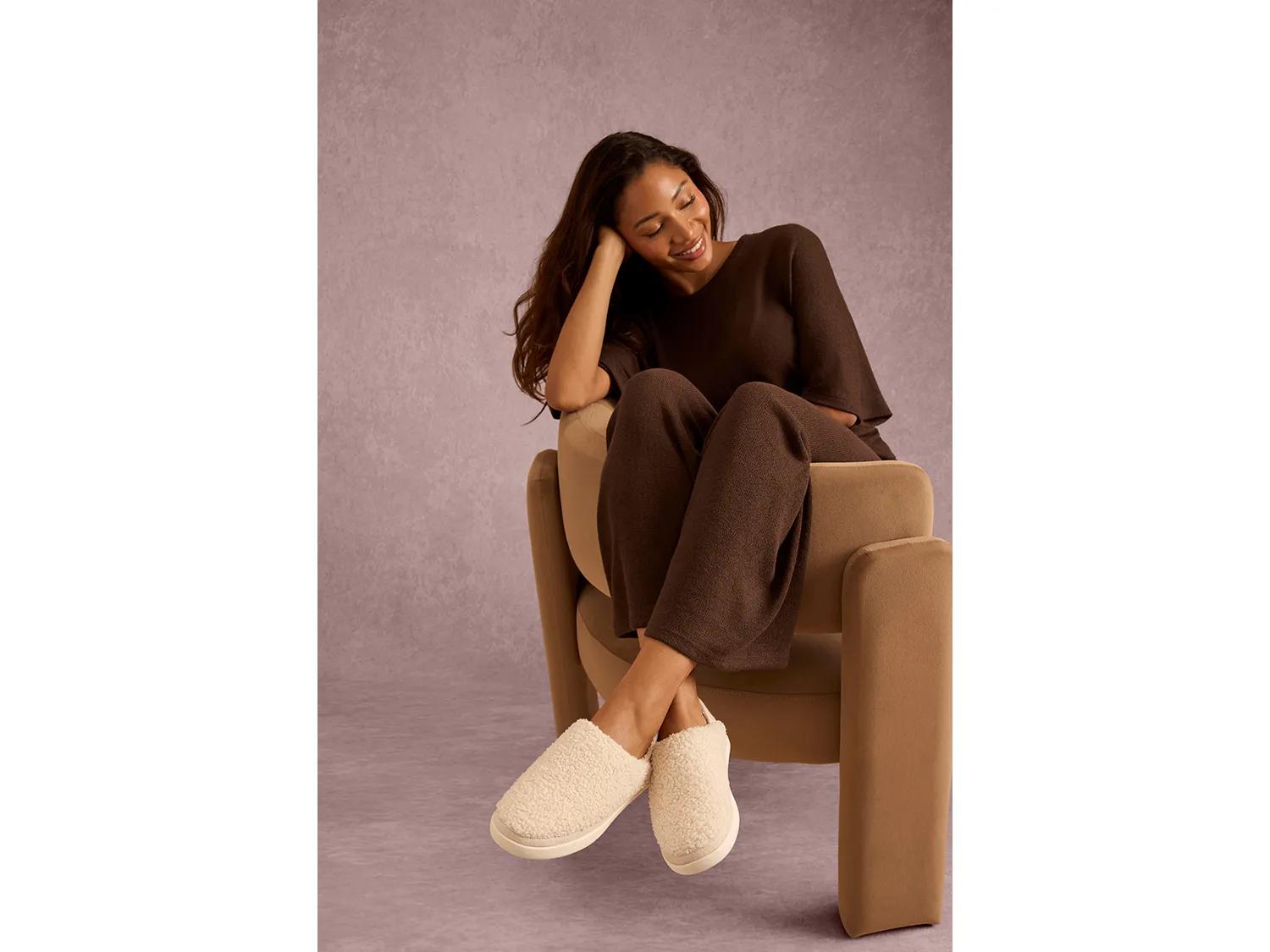 Ezra Slipper - Women's