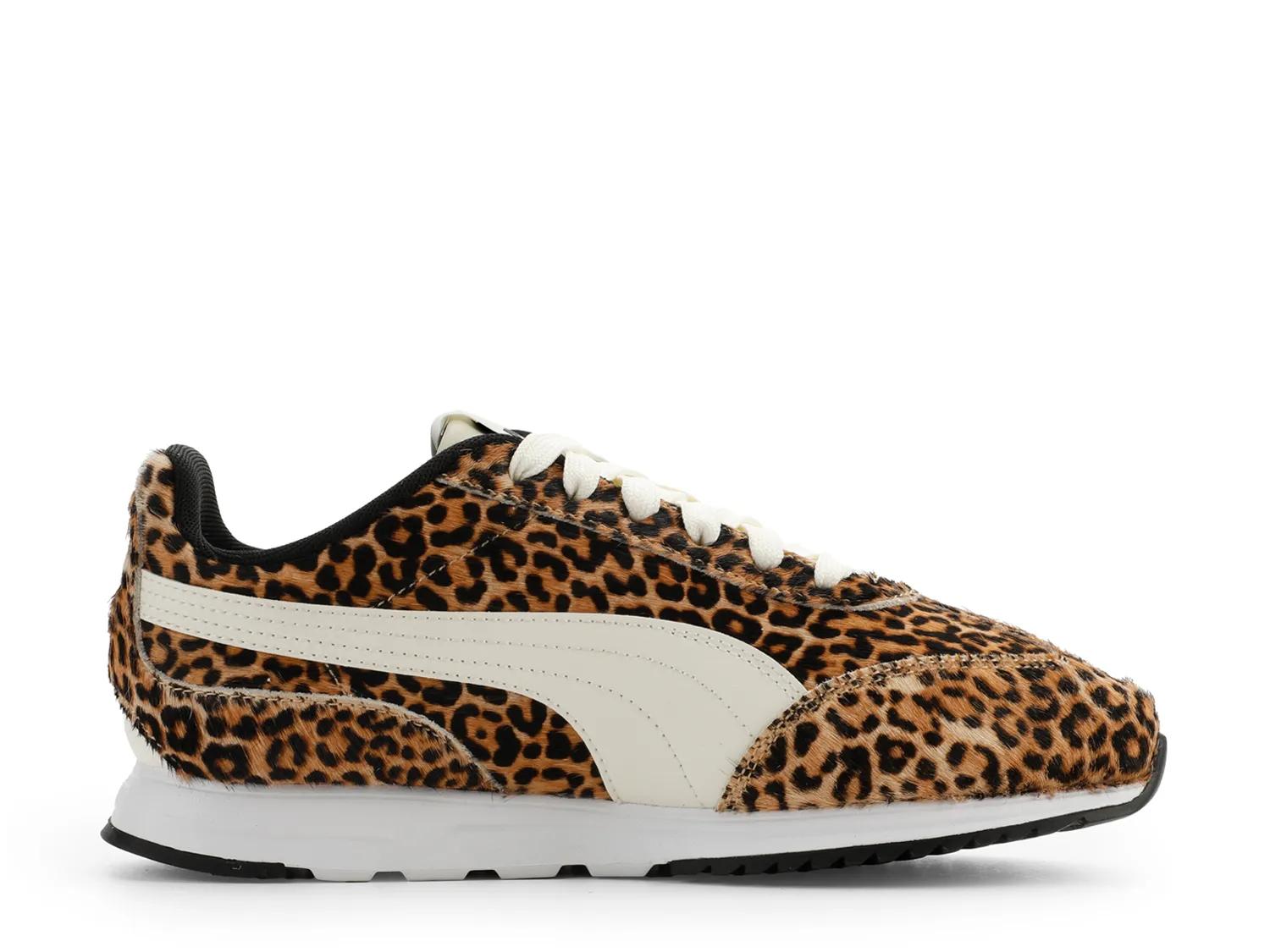 Softride ST I-Win Sneaker - Women's