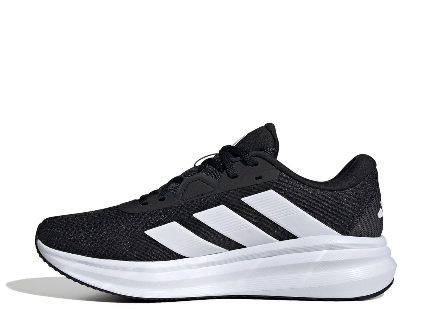 Galaxy 7 Running Shoe