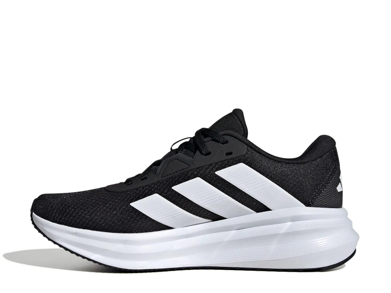 Galaxy 7 Running Shoe