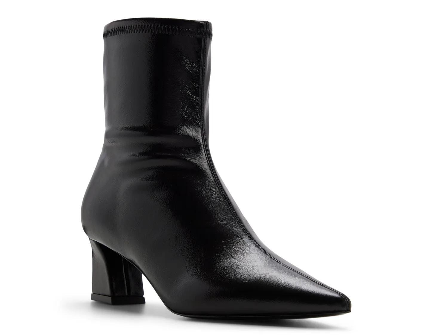 Karoline Bootie