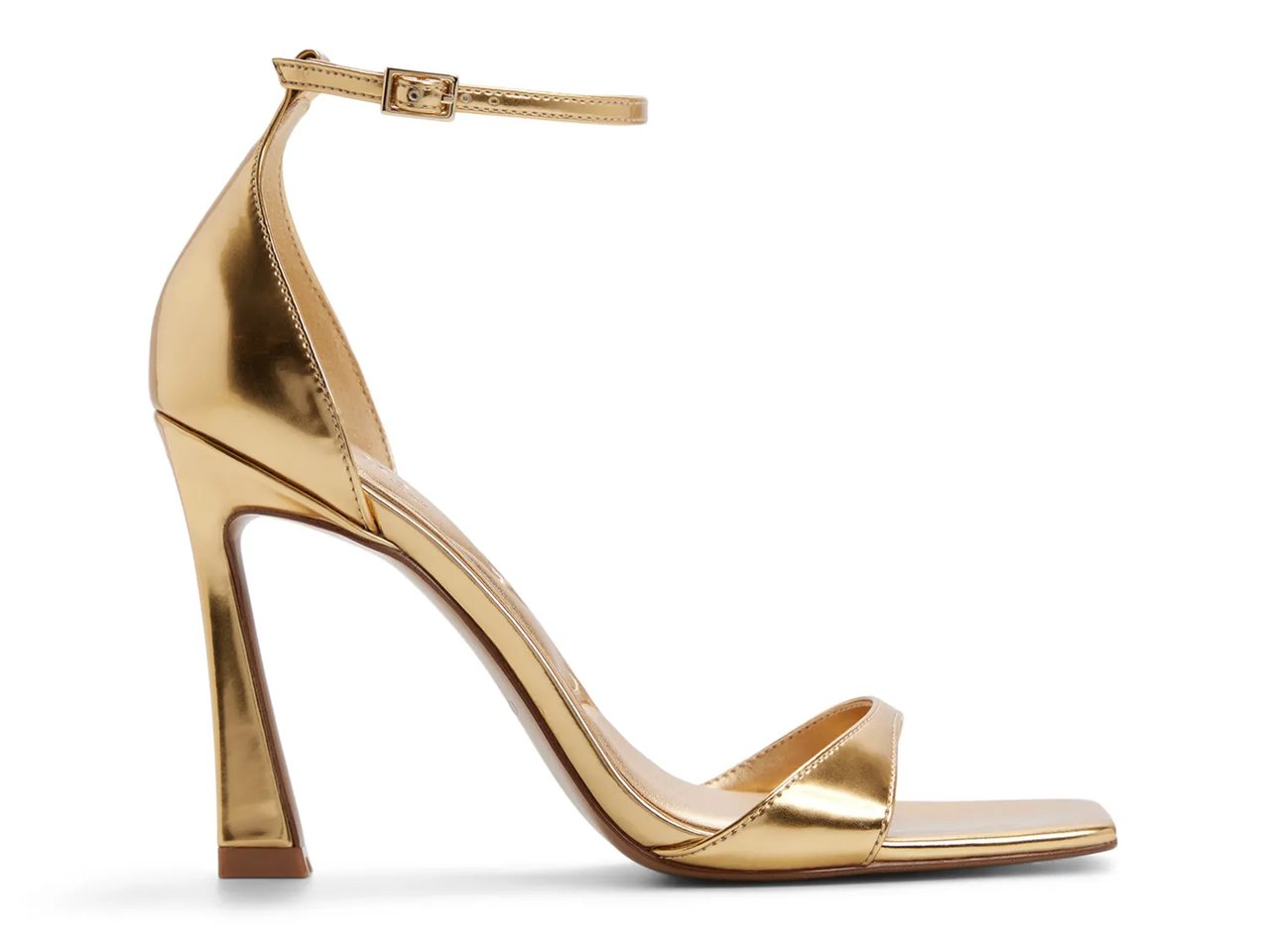 Evvie Sandal