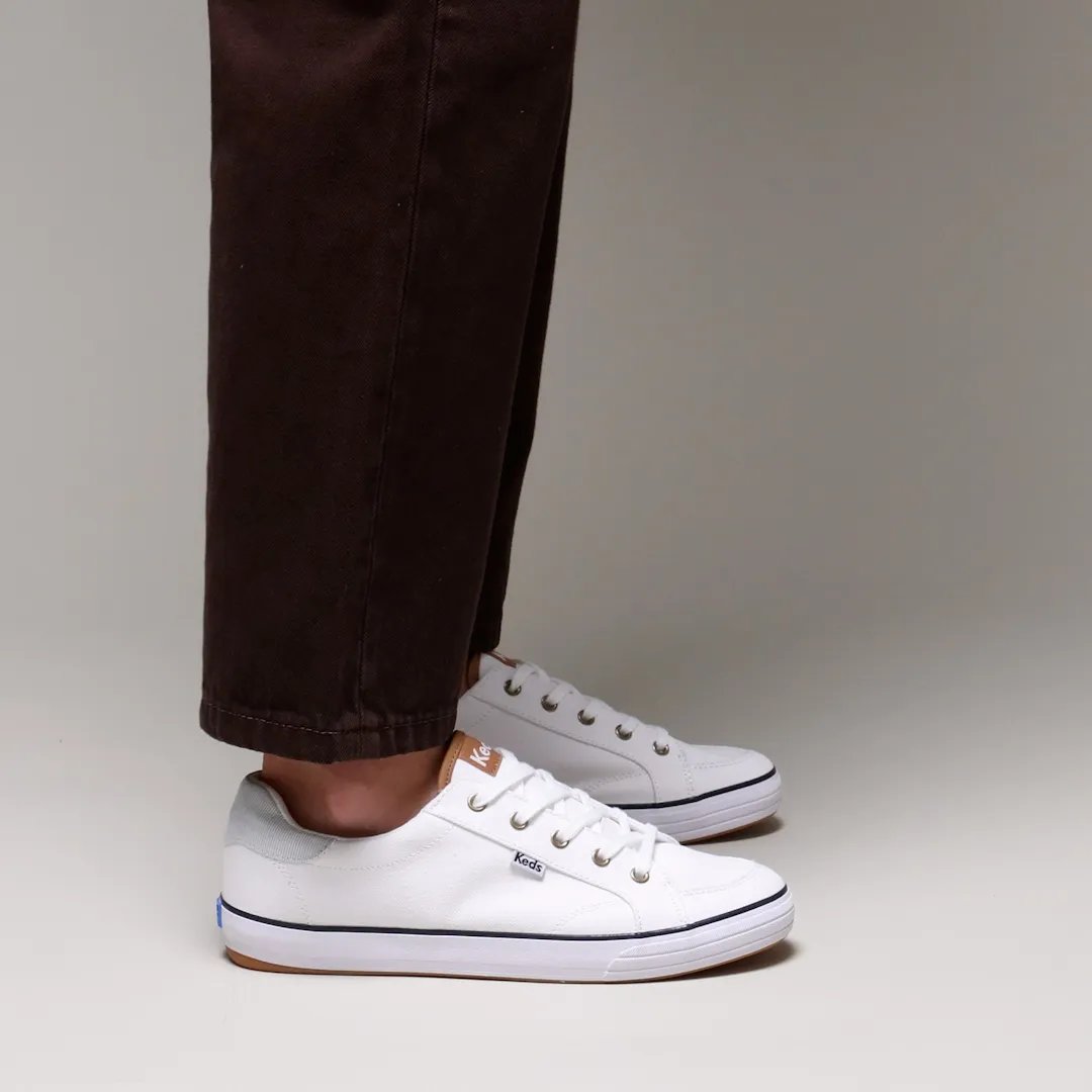 Center III Canvas Lace Up