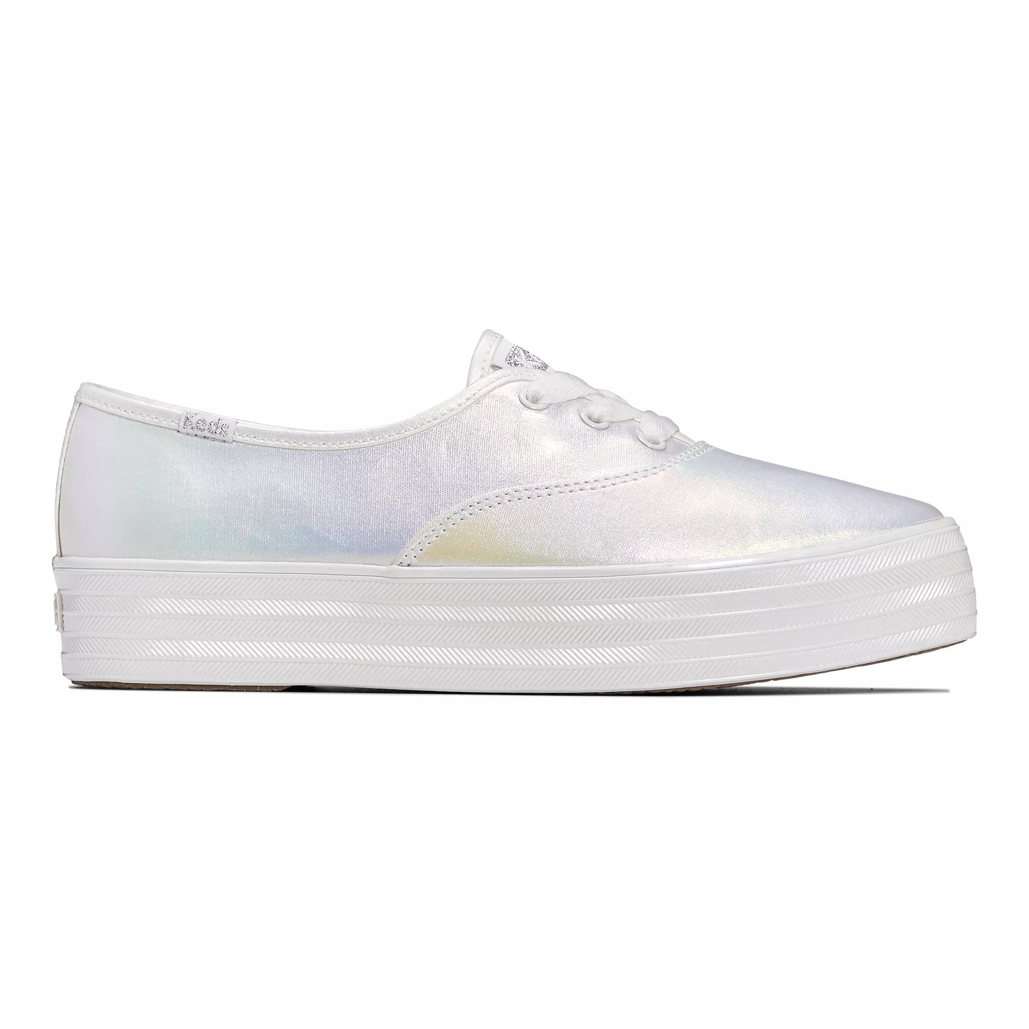 Point Pearlized Lace Up Iridescent view