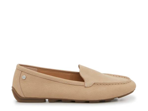 Featuring the Women's Ozzie Loafer. Click to shop flats at Hush Puppies.