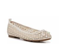 Women's Daisey Ballet Flat Chalk White view