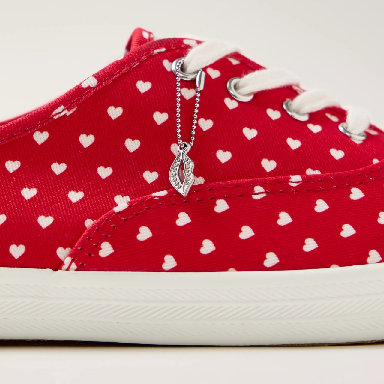Champion Canvas Print Lace-Up