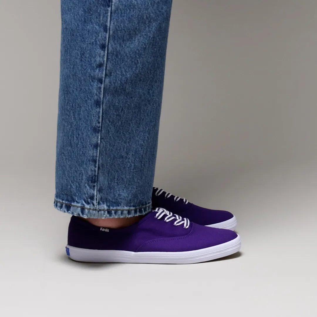 Champion Canvas Lace-Up