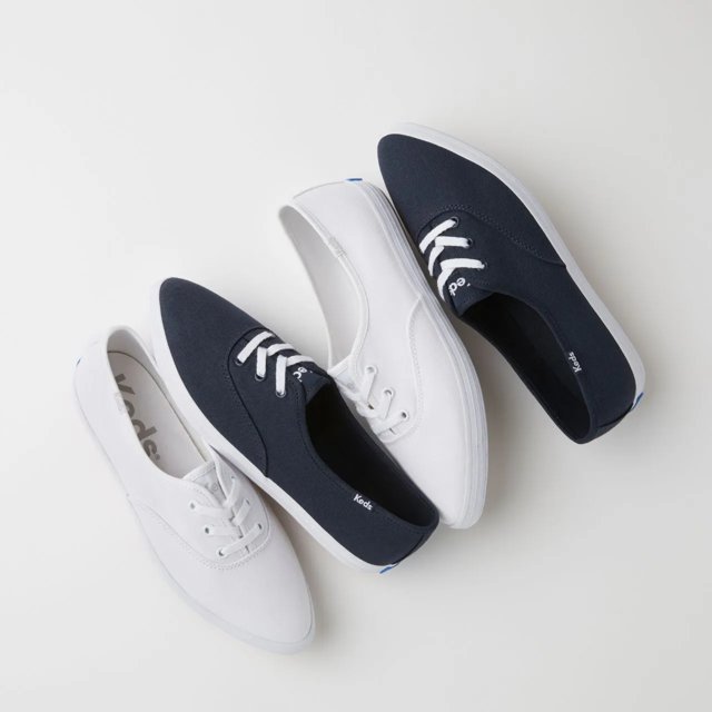 Champion Point Low Canvas Lace Up