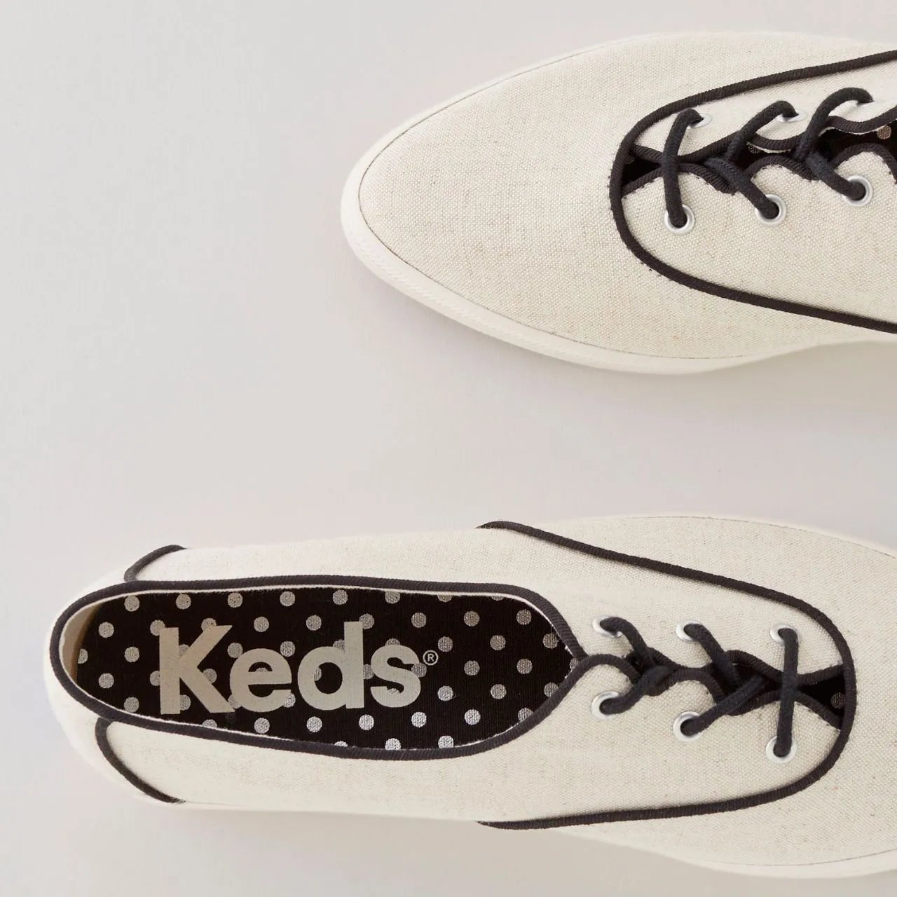 Champion Point Low Wave Canvas Lace-Up