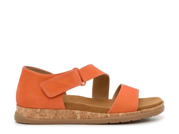 Featuring the Women's Bambinda Sandal.  Click to shop sandals at Hush Puppies.