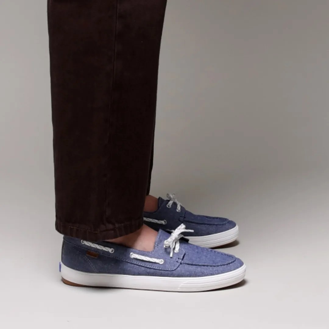 Center III Boat Twill Slip-On