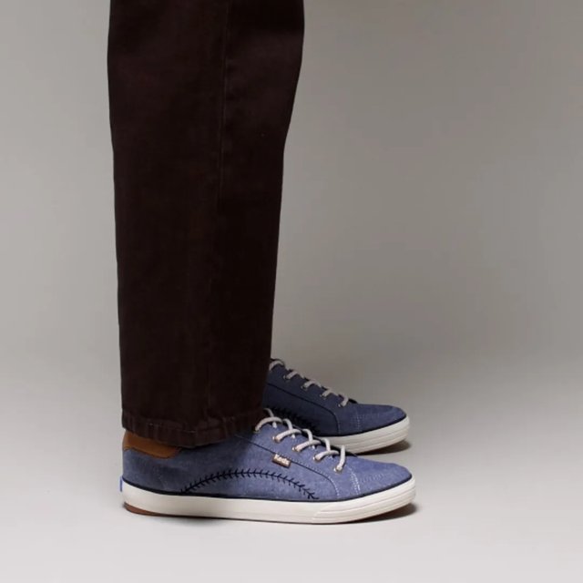 Center III Pennant Chambray Lace-Up