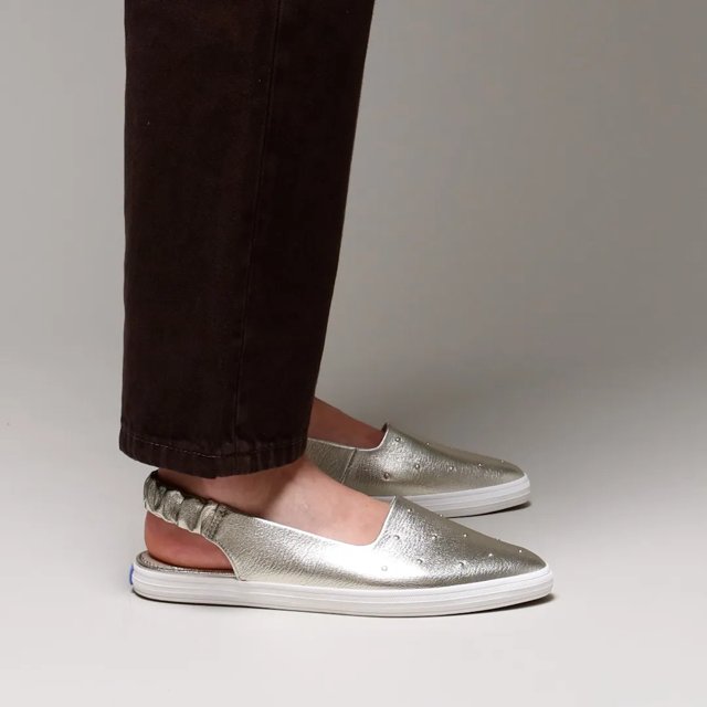 Point Slingback Leather Studs