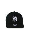 New York Yankees MLB 39THIRTY Fitted Cap BLACK/WHITE view