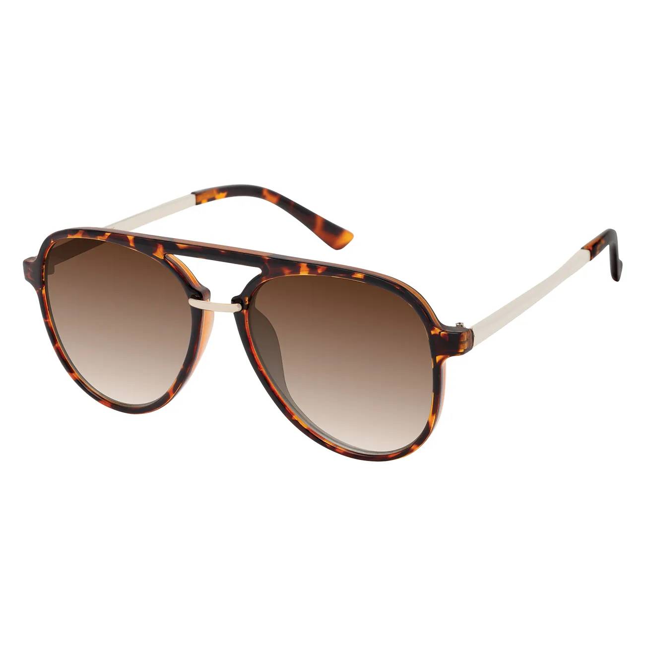 Jessica Simpson Women's Aviator Teardrop Sungalasses