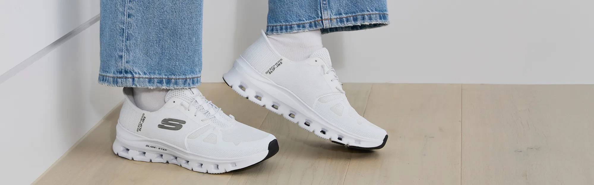 Skechers Hands Free Slip-ins