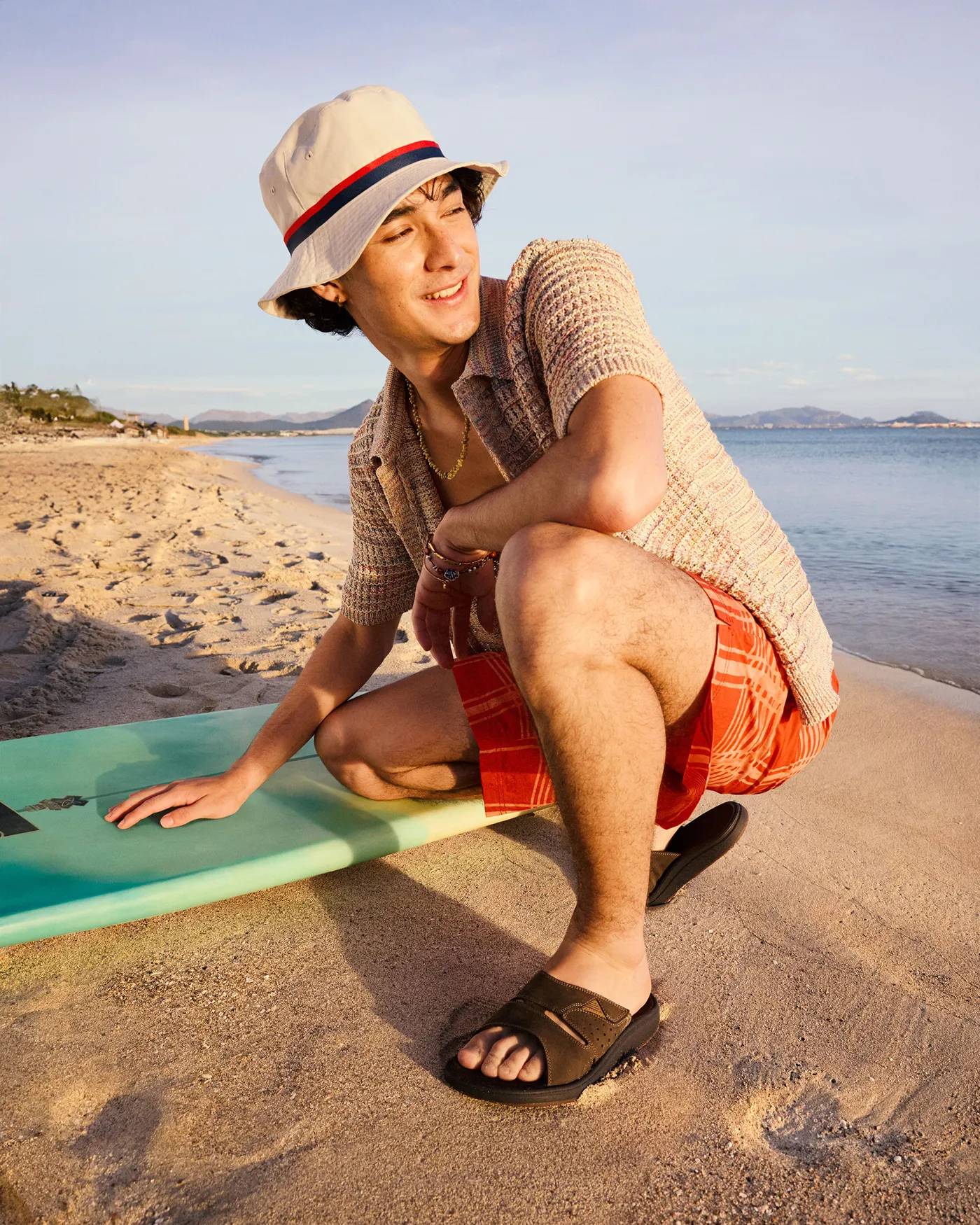 Click to shop men's cloudsteppers at DSW Designer Shoe Warehouse.