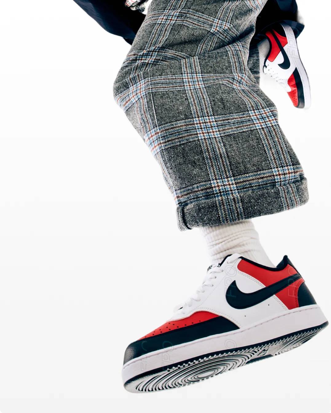 Women's & men's sneakers