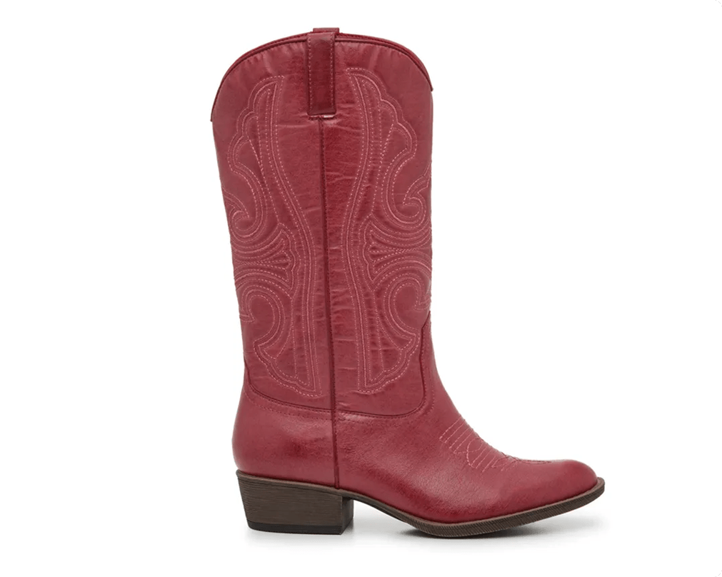 A person wearing the Coconuts by Matisse Legend Cowboy Boot 317350.